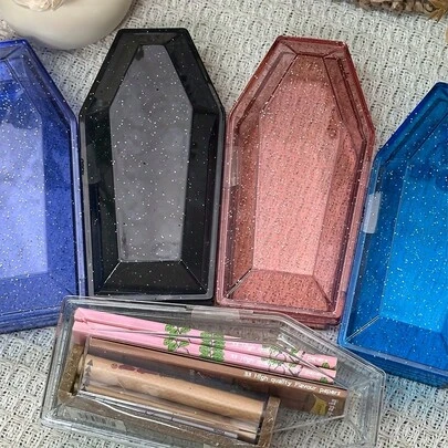 1pc Unique Coffin-Shaped Transparent Cigarette Case - Available In 5 Colors, Portable Storage Box For Cigarettes, Fits Regular & King Size, Interior Illumination, Unisex Portable Metal Cigarette Case, Engraved Cigarette Box, Crush-Proof Design Great For Daily Use By Women