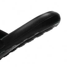 Sandalias/Pantuflas NIKE VICTORI ONE SLIDE para hombre CN9675-006 - Negro - Ver 5