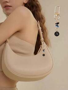 A-Z Letter Heart Shaped Keychain, Alloy Fashion Charm Keyring With Carabiner, Personalized Initial Keychain Suitable For Backpack, Wallet, Earphone Case, Ideal Gift For Friends, Family And Couples