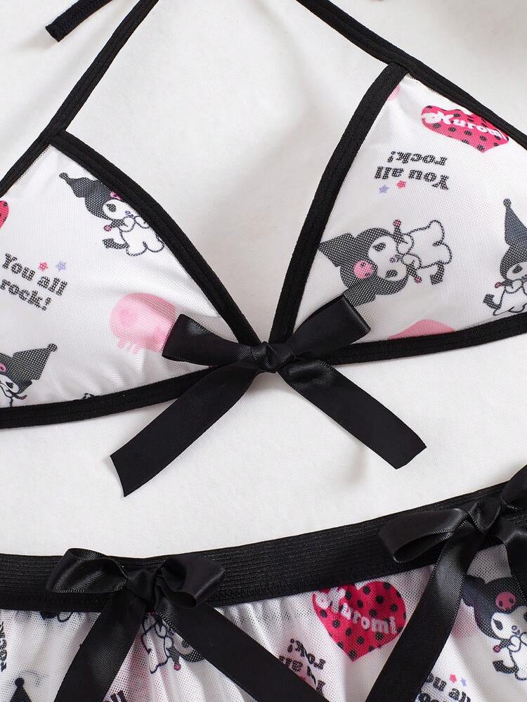 SANRIO مجموعة ملابس داخلية سكسية من قطعتين للسيدات، طقم توب بأكمام قصيرة وتنورة قصيرة بتصميم كارتوني لكوروما باللونين الأبيض والأسود، ياقة على شكل حرف V، تزيين بالدانتيل والفيونكة - أبيض وأسود - مشاهدة 6