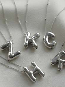 1 件不锈钢和铜粗字母气球泡泡首字母吊坠项链，适合女士，手工制作，表面有轻微痕迹，适合非完美主义者