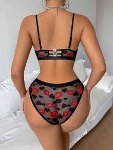 2pcs Women Front Closure Bra And Panty Set With Mesh Patchwork Heart & Lip Print - Black - View 2