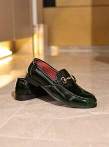1 Pair Casual Ombre Men's Shoes, Polyurethane Metal Chain Slip-On, Suitable For Office, Party, Outdoor, Campus, All Season