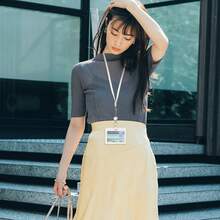 Badge Holder With Retractable Detachable Neck Strap Horizontal PU Leather Badge Clip With 1 Clear Window And 2 Card Slots On The Back Card Holder Wallet Business Card Holder Credit Card Holder Teacher Lanyard With Id Holder Card Holder Women For Women Mini Wallet Card Wallet