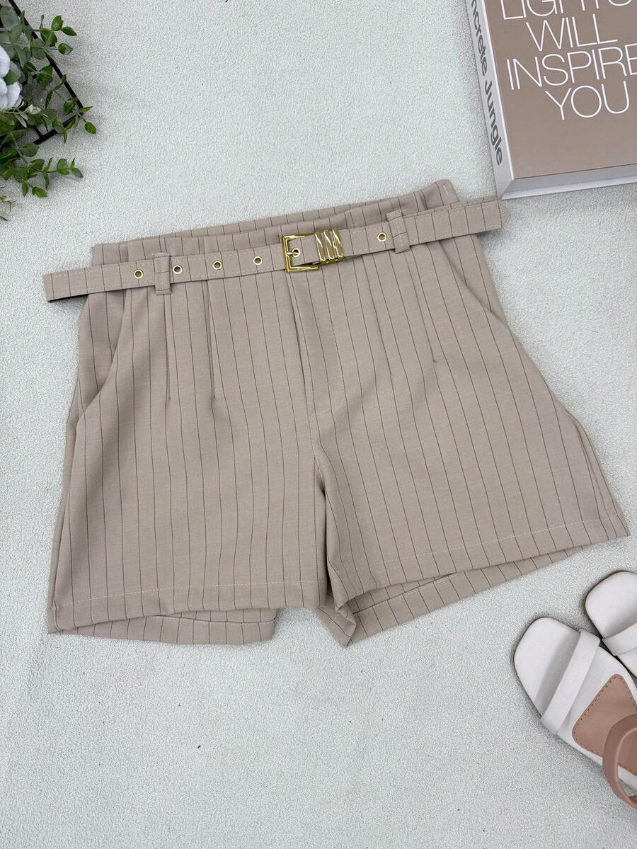 AZALEA Women's Striped Shorts With Tailored Belt - Sọc mơ - Xem 1
