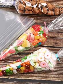 50 个/100 个/包 DIY 婚礼生日派对 Opp 袋，透明三角形糖果食品袋，食品袋食品盒适用于糖果巧克力饼干等。大量 DIY 糖果袋，婚礼回礼，生日派对装饰，非常适合烘焙、糖果、糕点和零食包装婚礼派对礼品袋，返校情人节