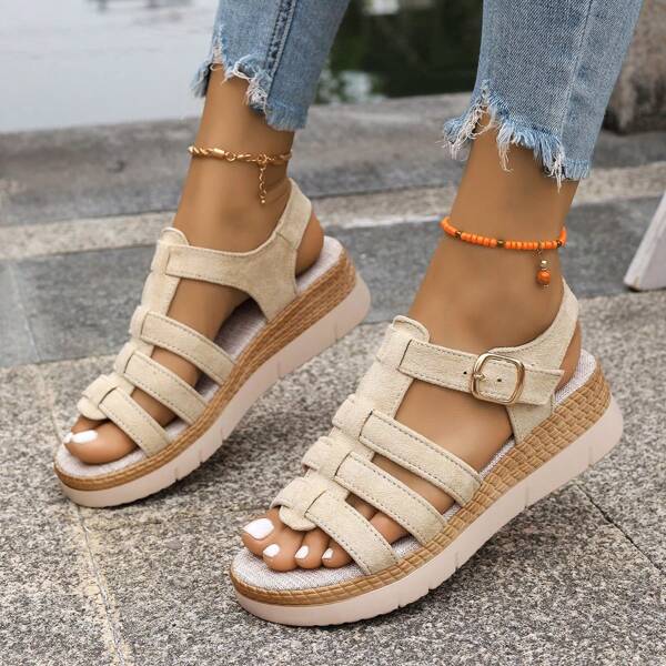 1 paire de sandales à talon compensé mode pour femmes, nouveau style d'été pour les vacances à la plage. Chaussures à talon compensé, bout ouvert, à assortir avec des jupes. Semelle plateforme épaisse à talon haut pour princesse et soirées
