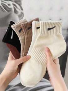 1 Paar/32 Paar Sommerzufallsstil einfache Mori-Stil Kordelzugmanschetten, flache, taillenschmale Socken gemischt mit Outdoor-Sport Gymnastik Alltagskleidung, einfach und modisch vielseitig, pendeln Geschäftsreisekleidung für Jungen und Mädchen Campusalltags-Sportbekleidung, weich und hautfreundlich, bequem, feuchtigkeitsabsorbierend, atmungsaktiv, geruchsfrei, niedrig geschnitten rutschfest, nicht verrutschend mit Herren- und Damenkurzsocken