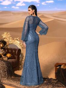 Faeriesty 高级魅力优雅长袖亮片鱼尾礼服，专为女性打造——精致的水晶串珠刺绣，闪耀夺目的全身细节，修身喇叭裙摆，适合红毯活动、奢华婚礼、正式晚宴和时装秀等场合。 - 霧霾藍 - 查看 2