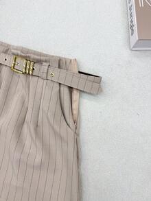 AZALEA Women's Striped Shorts With Tailored Belt - Sọc mơ - Xem 6