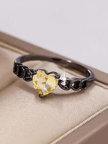 1 件心形戒指，适合重要场合