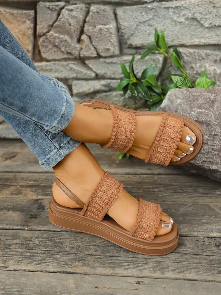Sandali casual comodi con suola spessa da donna, scarpe da spiaggia estive versatili con cinturino, stile inglese a contrasto di colore