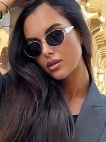 一副男女通用复古小框椭圆形金属太阳镜，适合街头风、旅行、运动、驾驶、节日、郊游、夏季配饰、度假、家庭出游、高尔夫、徒步、优雅着装、街头风配饰、运动、派对、户外活动、钓鱼、假日等场合。 - 彩色 - 查看 14