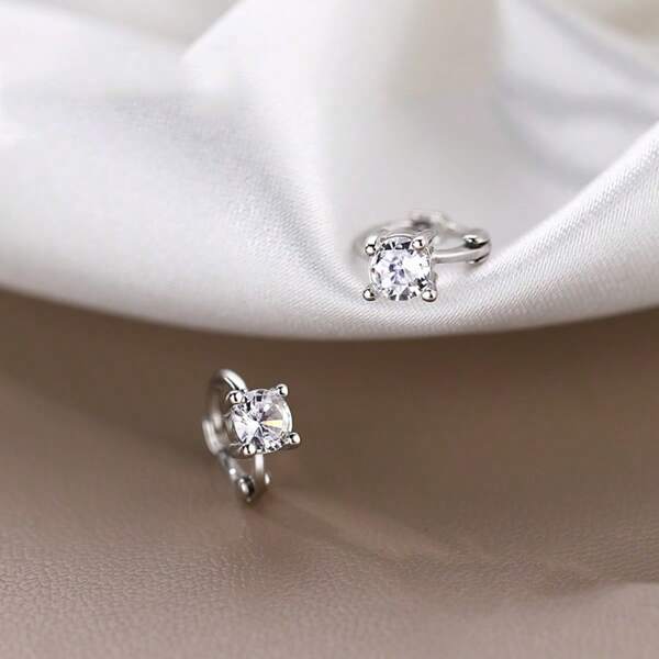 1 Pair Chic & Versatile High-End Minimalist Zirconia Hoop Earrings