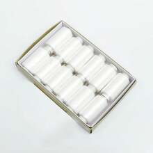 12 szt./39 szt. wielokolorowych szpulek nici do szycia, zestawy poliestrowych nici do szycia do szycia w domu, zawiera 16 szt. igieł i narzędzie do nawlekania - odporne na blaknięcie, dostępne w różnych kolorach, odpowiednie do krawiectwa i rękodzieła domowego, zawiera kolor biały