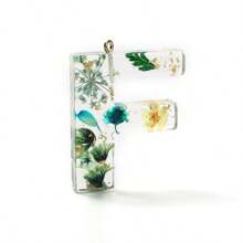 1pc Resin Dried Flower Letter Pendant, Floral Leaf & Golden Sequin Design, For DIY Keychains, Bag Charms, Etc.