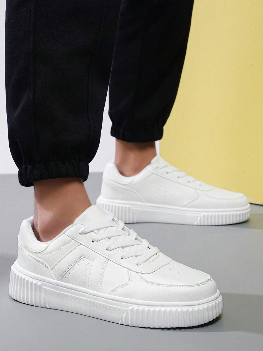 Novos calçados esportivos da moda de verão, tênis casuais clássicos antiderrapantes e duráveis para adolescentes