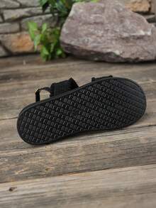 Sandali con suola spessa per l'estate, comodi e versatili, scarpe casual da spiaggia stile inglese con cinturini colorblock e suola piatta