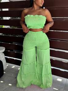 HN311 Elegant Smocked Bandeau Top & Flowy High-Waist Pants Set - Perfect For Vacation & Beach - màu xanh lá - Xem 1