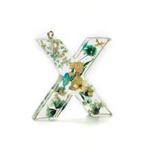 1pc Resin Dried Flower Letter Pendant, Floral Leaf & Golden Sequin Design, For DIY Keychains, Bag Charms, Etc.