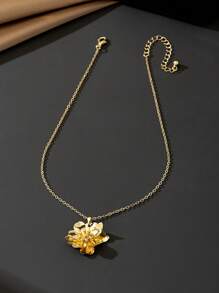 1pc Delicate Asymmetrical 5-Leaf Golden Floral Pendant Necklace, Stylish Summer Vacation Accessory, Suitable For Women For Daily Wear, Festivals, Gatherings, Events, Couples Gift (No Gift Box)