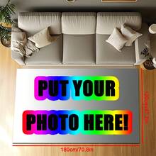 一款精美的个性化天鹅绒地毯，背面采用硅胶材质。您可以印上照片、Logo 和文字，打造专属地毯。适用于卧室、客厅、玄关、洗衣房和户外场所。四季皆宜，可机洗，柔软防滑，是家居装饰的理想之选。 - 彩色 - 查看 19