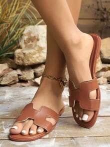 新款H型欧美大码平底凉鞋女简约时尚女鞋适合户外度假沙滩凉鞋夏季橙色凉鞋 - 卡其色 - 查看 4