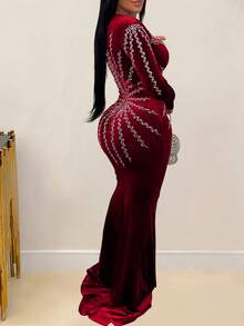 Fashion Women's Solid Color Sexy Shiny Rhinestone Long Sleeved Dress - Burgundy - View 2