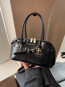 Bolsa Feminina Nova, Bolsa de Motocicleta Vintage com Rebite Estilo Europeu e Americano, com Detalhe Pregueado, Ombro Sólido em Forma de Lua Crescente e Bolsa Transversal para Mulheres, Bolsa de Motocicleta Y2K