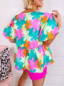 Blusa con cuello en V, mangas con volantes y estampado floral - Multicolor - Ver 4