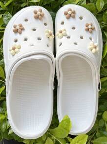 8pcs Floral Design Shoe Decor, Beige & Coffee Colored Flower Accessories Suitable For Clogs, Garden Shoes, DIY Holiday Gifts