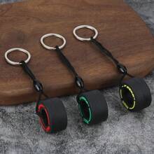 1 pezzo Portachiavi in gomma morbida a forma di macchina da corsa - Accessorio automobilistico perfetto e regalo sportivo, bomboniera per feste
