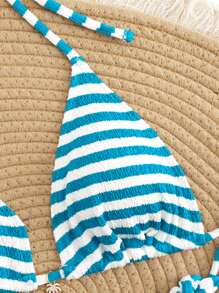 Conjunto de bikini sexy con estampado de rayas y escote halter para la playa de vacaciones