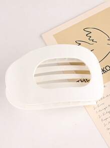 1pc Custom Flat Round Hair Claw Clip, Strong Alligator Jaw, Comfortable Curved Design, Suitable For Yoga, Date, Multipurpose