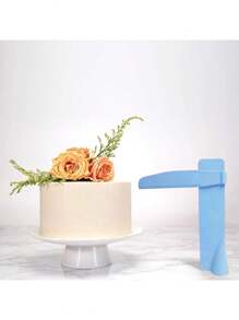 1pc Plastic Cake Spatula/Scraper Baking Tool