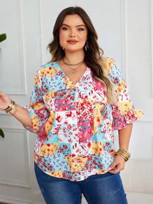 Plus Size Women Ditsy Floral V-Neck Short Sleeve Casual Ruffle Hem Blouse Top