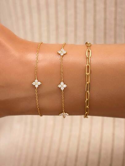 1 Piece Of S925 Sterling Silver 14K Gold-Plated Single Flower Four-Leaf Clover/Five Flower Four-Leaf Clover Bracelet, Paired With A Paper Clip Bracelet, Sterling Silver Jewelry Bracelet Hypoallergenic, Simple High-End Versatile Women's Bracelet, Suitable For Summer Beach Vacation, Daily Wear, Suitable As A Gift For Girlfriend/Mother/Relatives