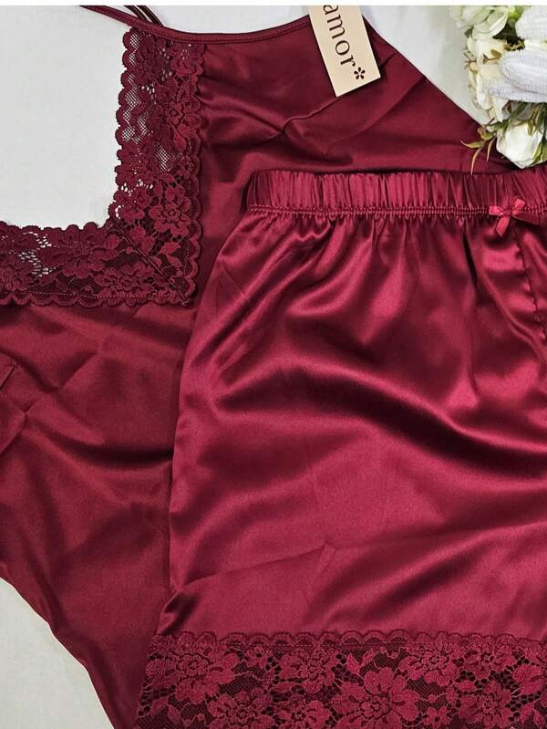PIJAMA SATIN SHORT ROMANTICA CON DETALLES ENCAJE