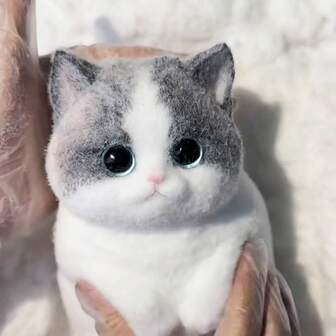 Handmade Simulated Cat Squeeze Doll, Anti-Stress Lifelike Plush Kitten Figurine, Cute Animal Doll