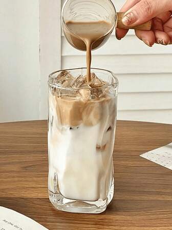 1pc Asymmetrical Twist Glass Cup, Stylish And Delicate Drinkware For Cold Drinks Glass, Cocktails, Coffee, Milk, Ice American Latte Coffee Cup Glass Cup Summer Juice Cup, Cold Drink Cup, Goblet Cups For Bar, Dinners And Restaurants, Suitable For Home Living, Kitchen, Dining Room, Birthday Celebration, Party Gathering