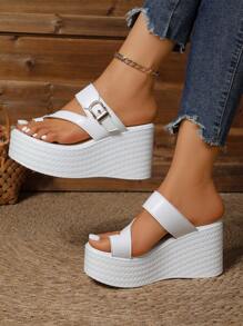 Sandálias de Plataforma e Cunha Decoradas com Tanga Multicolorida, Moda de Verão Feminina, Casual, Confortáveis para Férias, Combina com Vestido ou Calça, Clássicas, Bico Aberto, Respiráveis, em Couro PU