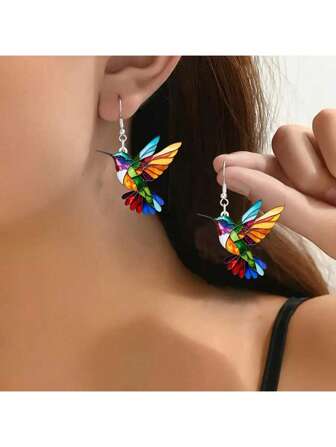 1 对亚克力蜂鸟耳环，彩色 2D 设计，无羽毛，不锈钢耳环钩，时尚吊坠耳环，适合女士，四季皆宜