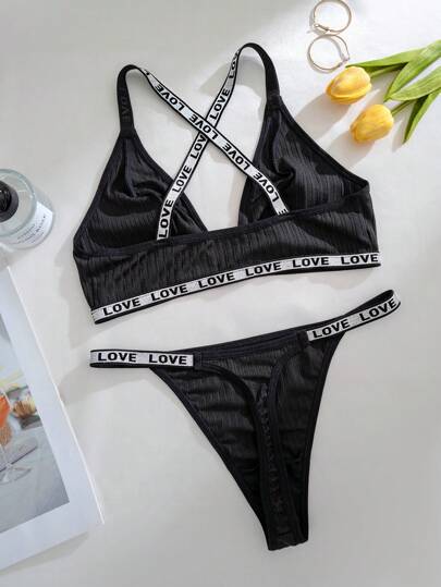 Set Women Zwart Verleidelijke Deep Chain Front Closure Lingerie Set, Kanten Love Letter Geborduurde Wireless BH String Slipje view 7