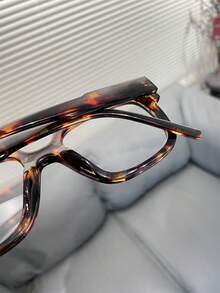 1 Stück Retro Klare Rahmen Y2K Quadratische Dekorationsbrille, transparenter grauer Rahmen und glänzende schwarze Gläser, modisches Accessoire für Frauen - Gleicher Stil in mehreren Farben - Übersicht 4