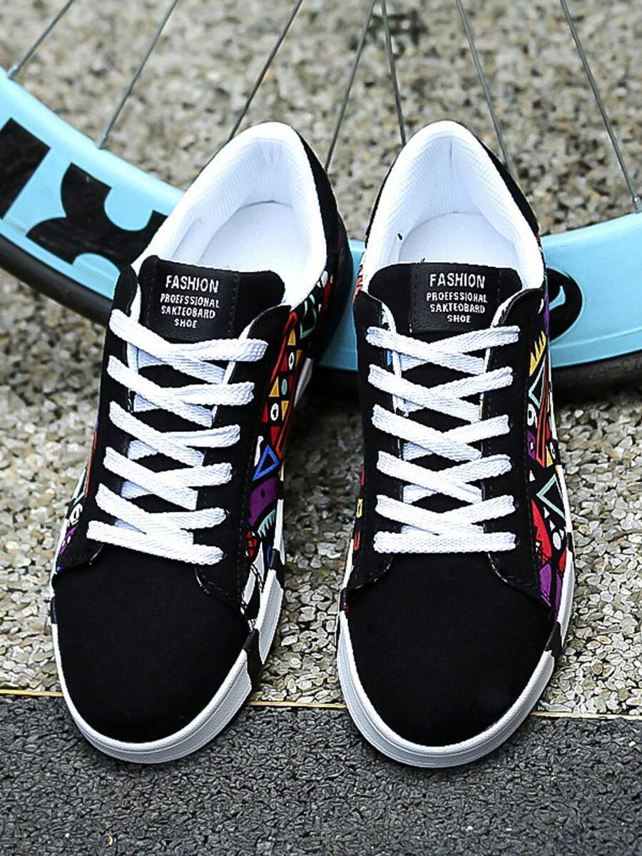 Men's Graffiti Print Street Style Lace-Up Canvas Sneakers, Geometric Pattern Running & Skateboard Shoes, New Arrival - Black - View 1
