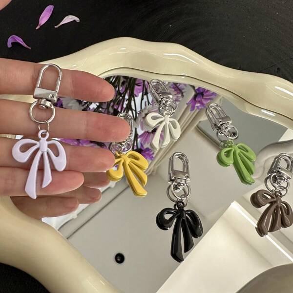 1pc Bow Macaron-Colored Alloy Car Bag Pendants, Mobile Phone Chain Ornaments, Keychains, Small Gifts For Birthday Parties
