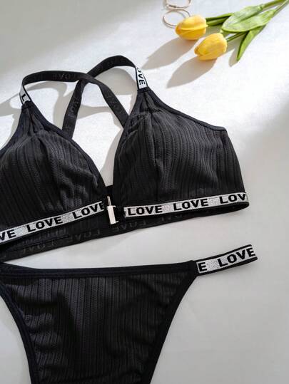 Set Women Zwart Verleidelijke Deep Chain Front Closure Lingerie Set, Kanten Love Letter Geborduurde Wireless BH String Slipje view 11