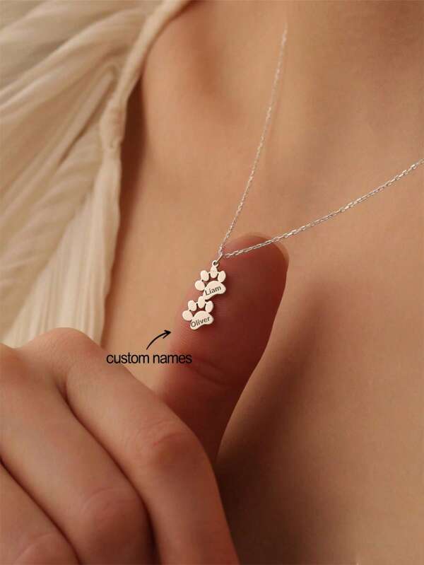 1pc Customized Dog Paw & Name Necklace, Personalized Paw Print & Name Necklace, Memorable Gift For Friends, Graduation, Party, Christmas, Mother's Day, Birthday, School Supplies, Back To School, For Office, For School, For Classroom, For Teacher Gifts, For University, For Colleague, For Dorm Rooms, For Teacher, For Boys And Girls, For Teenagers, Junior High School Students, Middle School Students, High School Senior High School Students, College Students, University Students, Freshman, Sophomore, Underclassmen