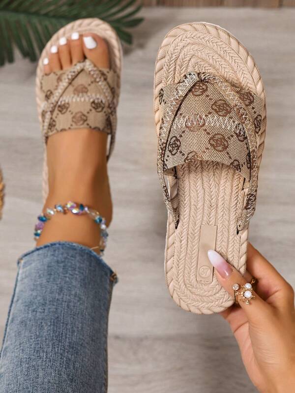 Chinelos de praia plus size confortáveis com sola macia e estampados, decoração fashion, versáteis e planos, verão