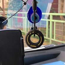 1 pezzo Portachiavi in gomma morbida a forma di macchina da corsa - Accessorio automobilistico perfetto e regalo sportivo, bomboniera per feste